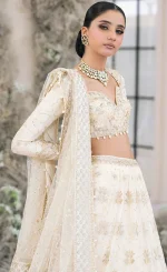 White Colour Lehenga Choli For Wedding Guests (4)