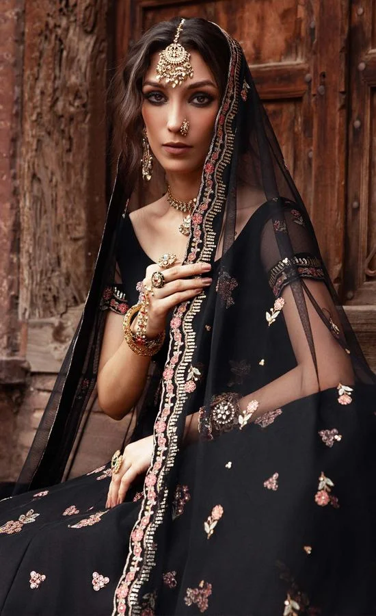 chinese dress ladies Amazon.com: Delisa Indian Pakistani Party Wear Wedding Wear Anarkali Gown  Suit for Women LT2 (Black, L-42) : Clothing, Shoes & Jewelry