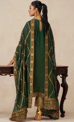 Green Color Punjabi Suit​ For Wedding Guestsss (2)