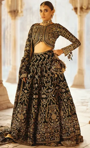 Velvet Choli with Lehenga​ For Wedding Guests (1)